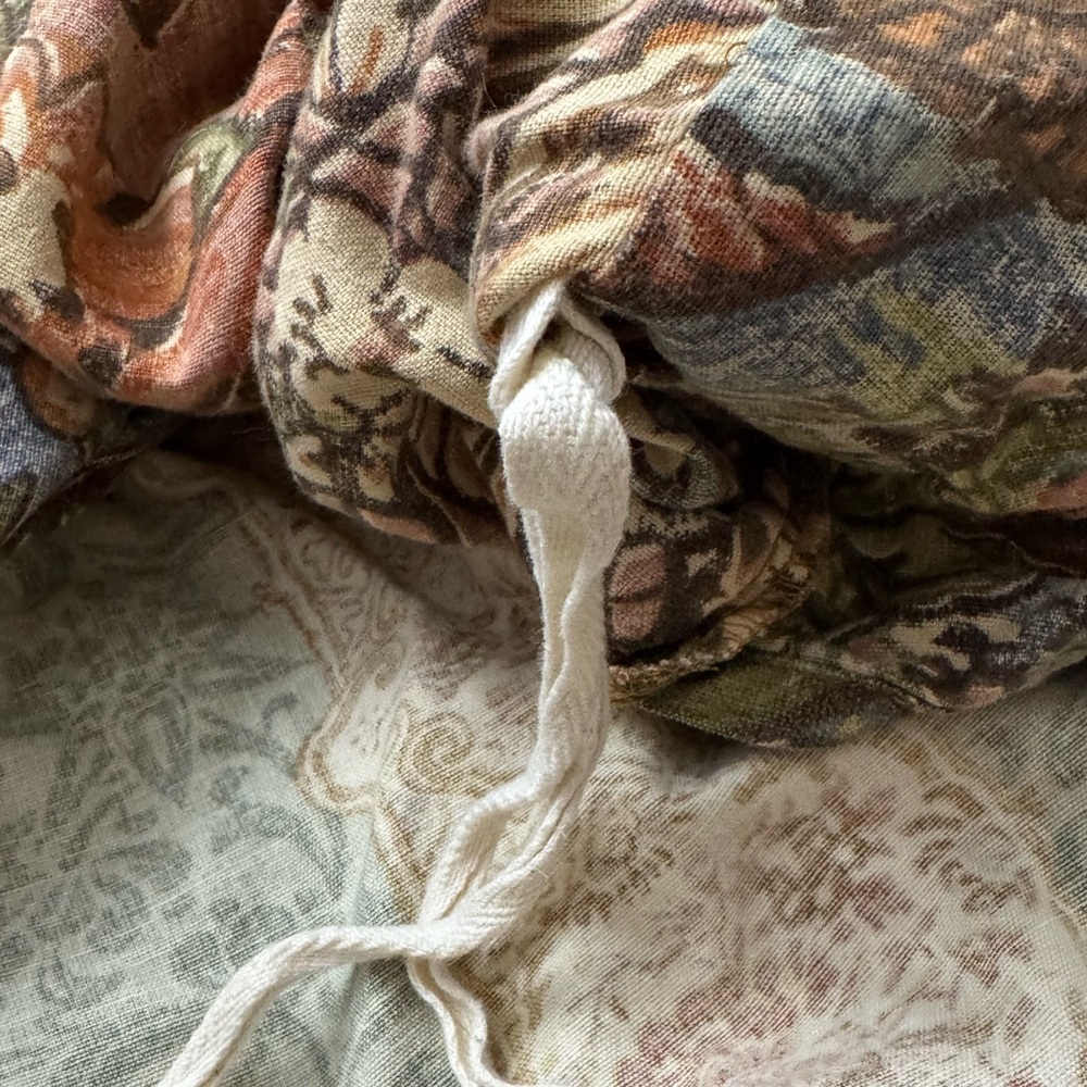 Pottery Barn Floral Duvet Cover - Multicolor - Picture 9 of 10